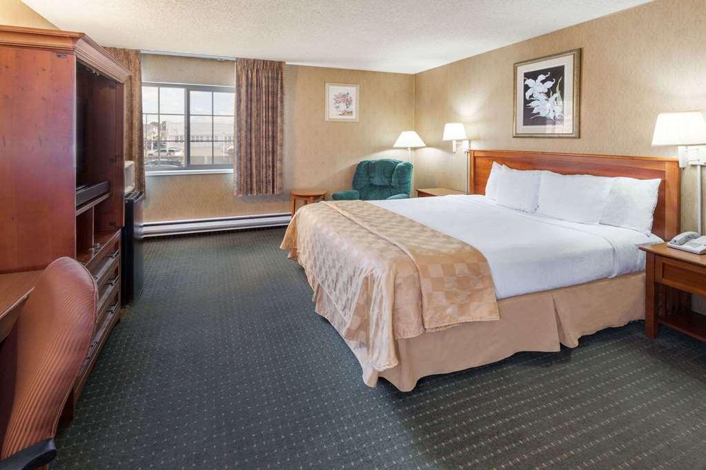 Days Inn By Wyndham Eureka Ca Room photo